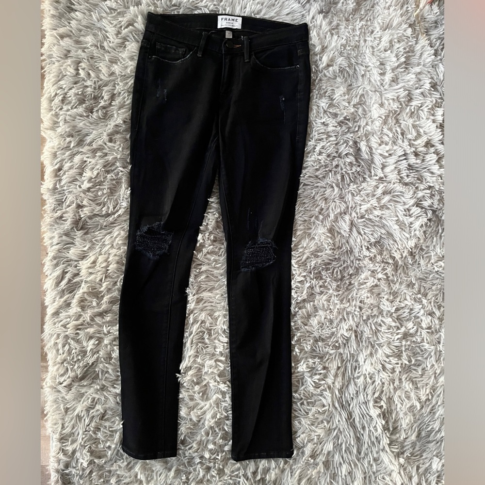 Frame London Skinny Jeans Dark Denim with intentional rips Size 27